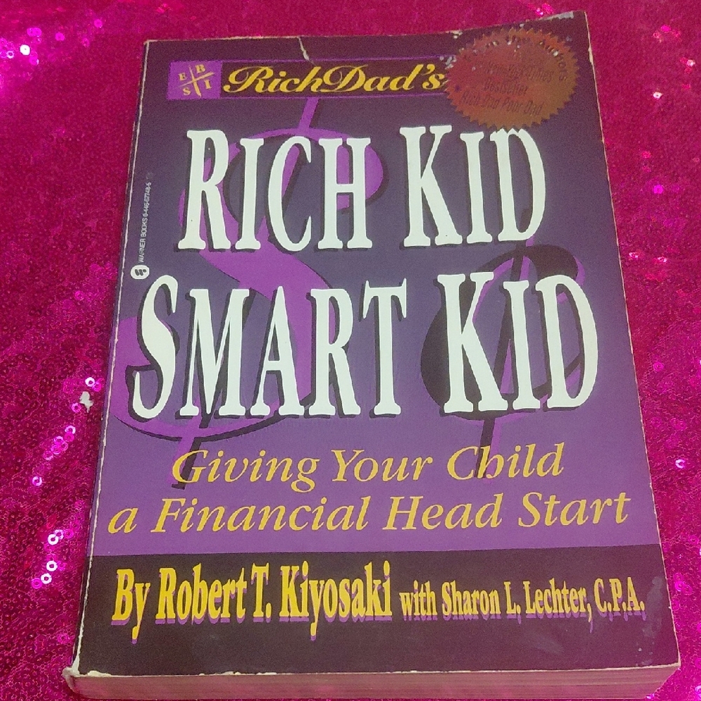 📚♻️ Rich Kid Smart Kid